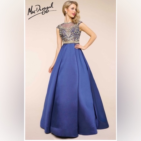 Mac Duggal Ballgown with pockets size - 2 - Picture 1 of 6